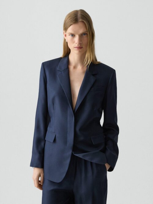 01_TH_P0702107_XLV_L0 Oversized Cinch Waist Blazer in Mod Silk Twill