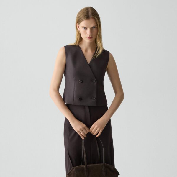 01_TH_P0801106_DAJ_L0 Shrunken Double-Breasted Vest in Sleek Flannel