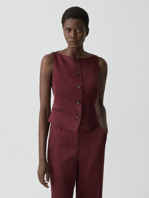 01_TH_P1009104_H3A_L0 Boatneck Vest in Satin