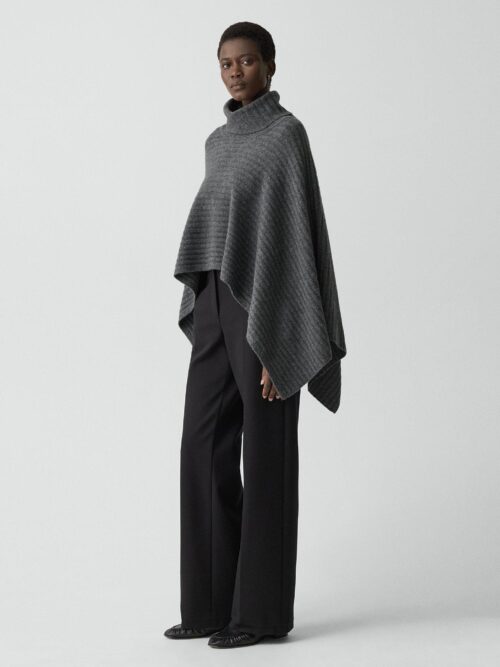 01_TH_P1011717_A00_L0 Ribbed Poncho in Astor Wool