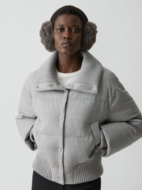 01_TH_P1025004_B00_L0 Earmuffs in Faux Fur