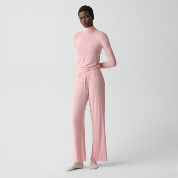 01_TH_P1029214_2PQ_L0 Fluid Pull-On Pant in Lounge Rib