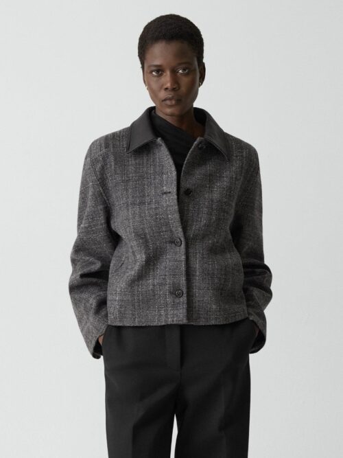 01_TH_P1101102_QDY_L0 Curve Sleeve Jacket in Malfile Wool