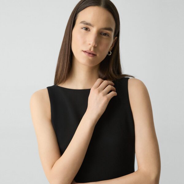 02_TH_L0109606_001_F0 Flared Dress in Admiral Crepe