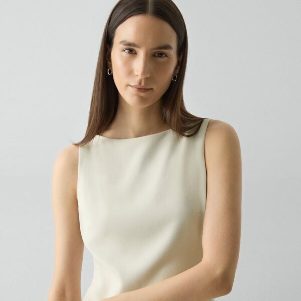 02_TH_L0109606_Y0C_F0 Flared Dress in Admiral Crepe