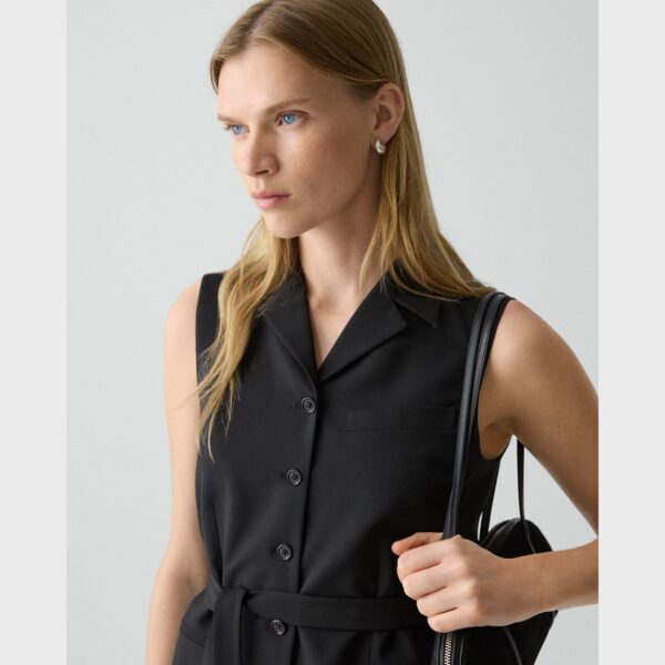 02_TH_P0701102_001_F0 Tie Waist Vest in Good Wool