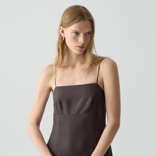 02_TH_P0702606_DAJ_F0 Parachute Dress in Mod Silk Twill