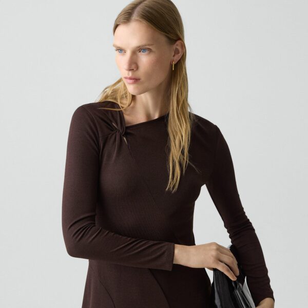 02_TH_P0725610_DAJ_F0 Twist Neck Dress in Crepe Jersey