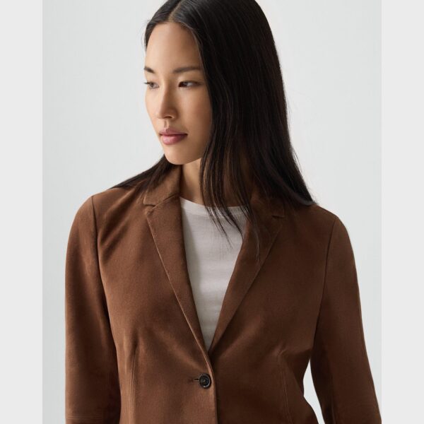 Fitted Blazer in Suede