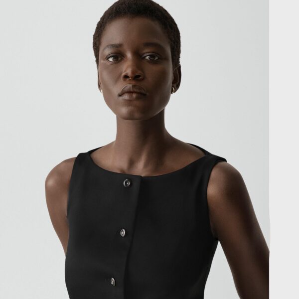 02_TH_P1009104_001_F0 Boatneck Vest in Satin