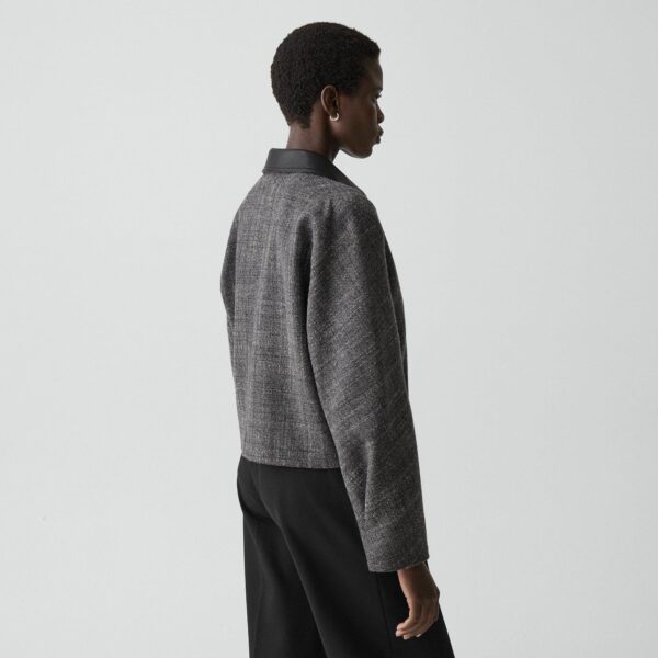 03_TH_P1101102_QDY_D0 Curve Sleeve Jacket in Malfile Wool