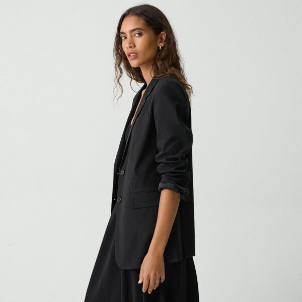 04_TH_P0303106_001_B0 Relaxed Blazer in Good Linen