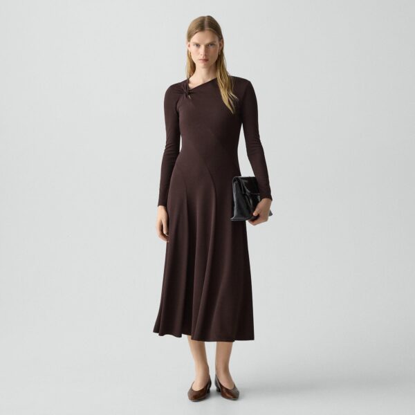 04_TH_P0725610_DAJ_B0 Twist Neck Dress in Crepe Jersey