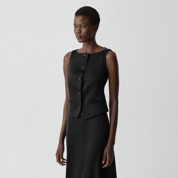 04_TH_P1009104_001_B0 Boatneck Vest in Satin