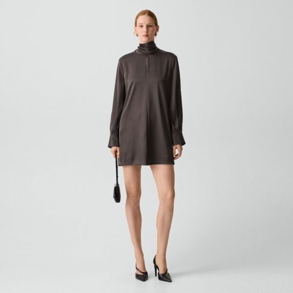 04_TH_P1009602_2P4_B0 Blouson Sleeve Dress in Satin