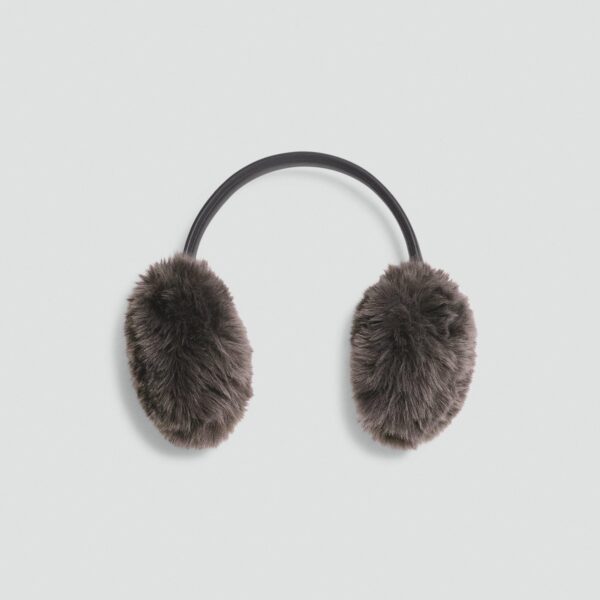 05_TH_P1025004_B00_0 Earmuffs in Faux Fur